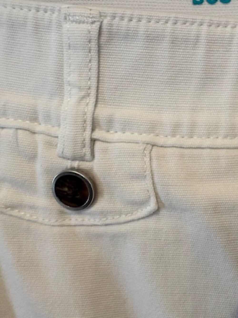 Women’s Lee Total Freedom White Classic Utility Bermudas Shorts size 18 Medium - Picture 4 of 5